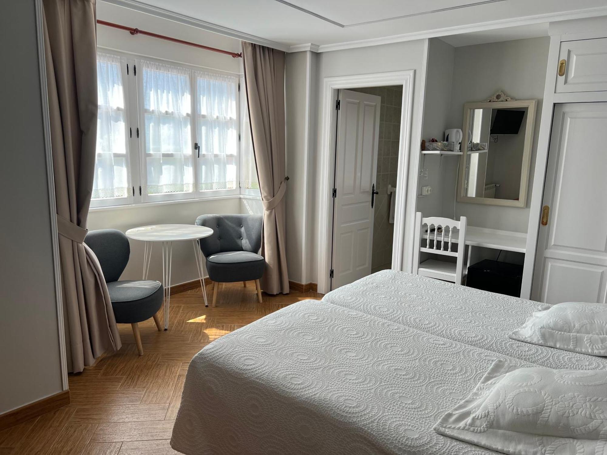 La Solana Montanesa Hotel Comillas Ngoại thất bức ảnh